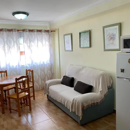 1 Room. El Medano. Parking. Mirazul 2 דירה